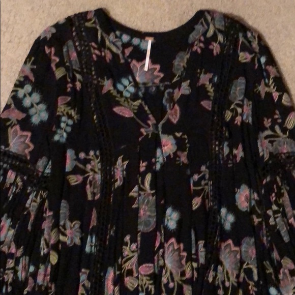 Free People Top - Picture 2 of 4